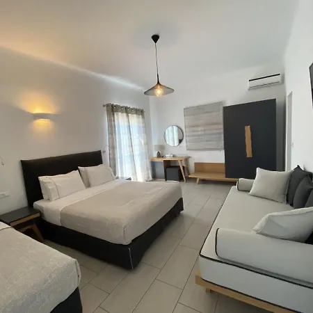 Anna-maria Mykonos グラストロス