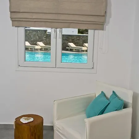 安娜玛丽亚米科诺斯公寓 3*